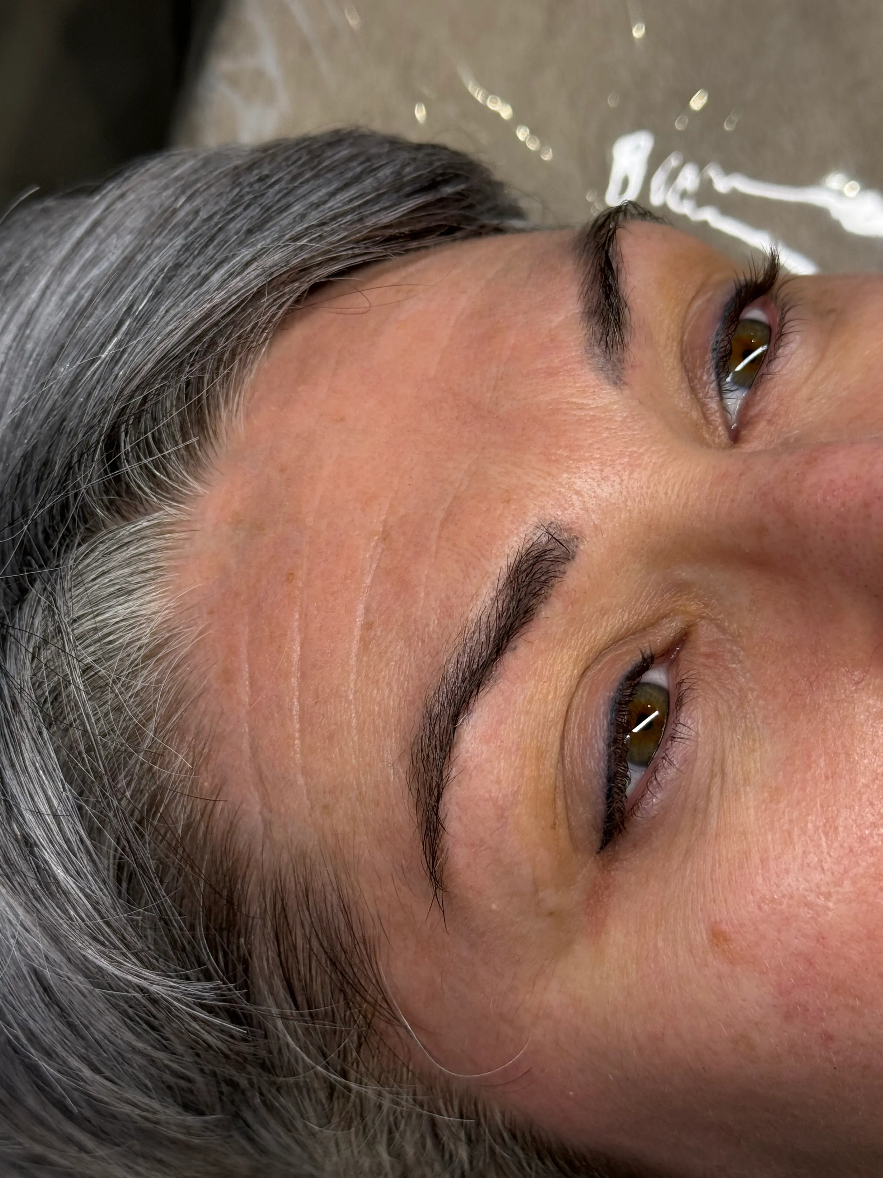 Eye-liner permanent regard défini et élégant Angoulême — Laurie Aliya